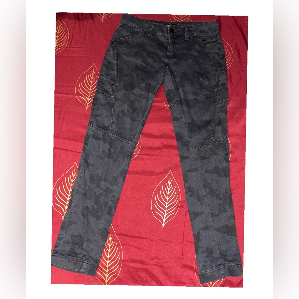 Gray Army fatigue pants by Supplies pre owned in great condition